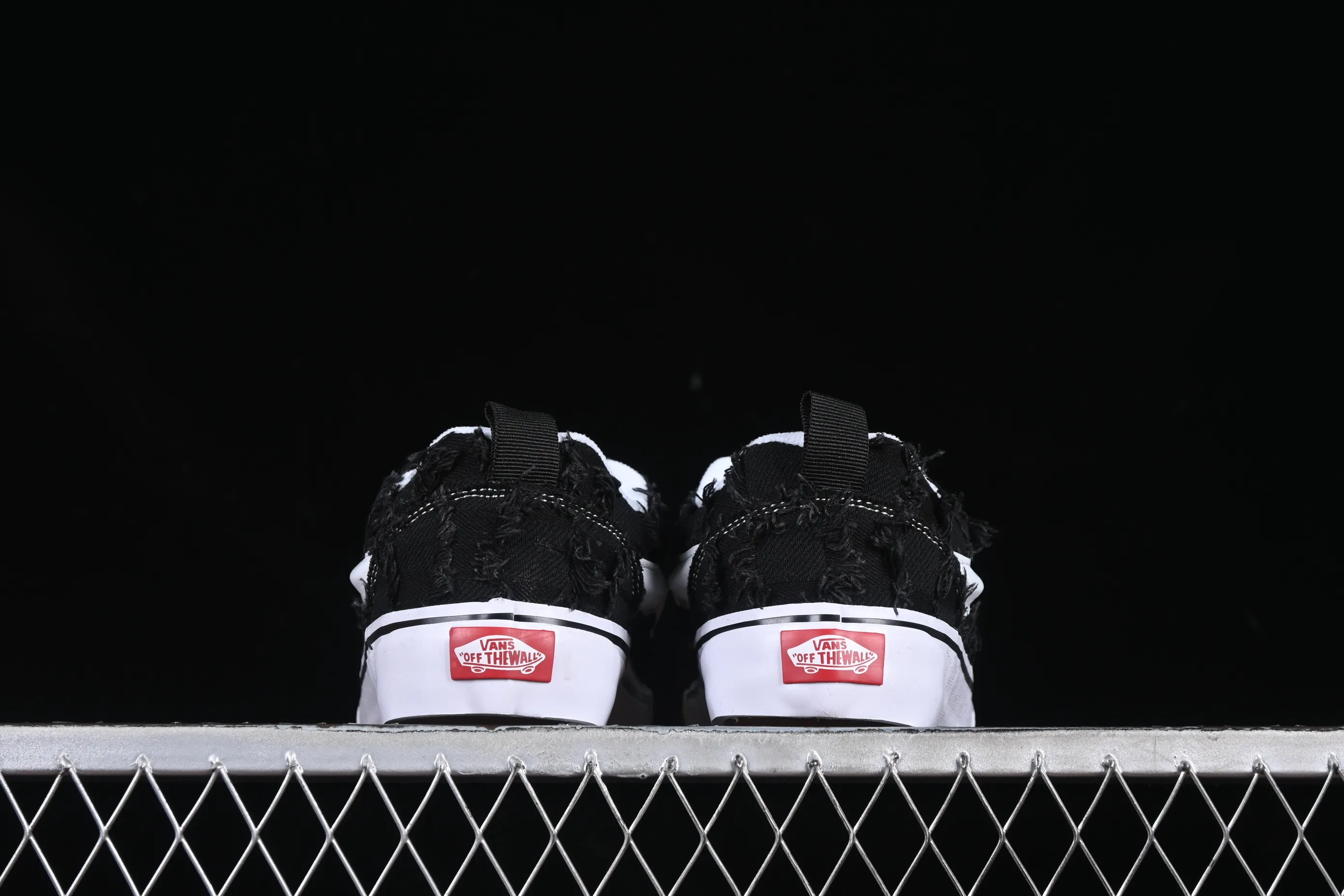 All categories Vans Vans series Vans Low Vans low-top Vans Knu Skool Vans denim rag low-top retro casual fat bread shoes VN0009QC6BT